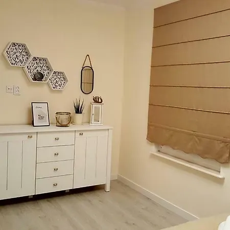 Park 3 Pokojowy Z Tarasem * 웨바