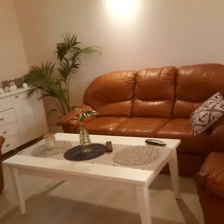 Park 3 Pokojowy Z Tarasem * 웨바